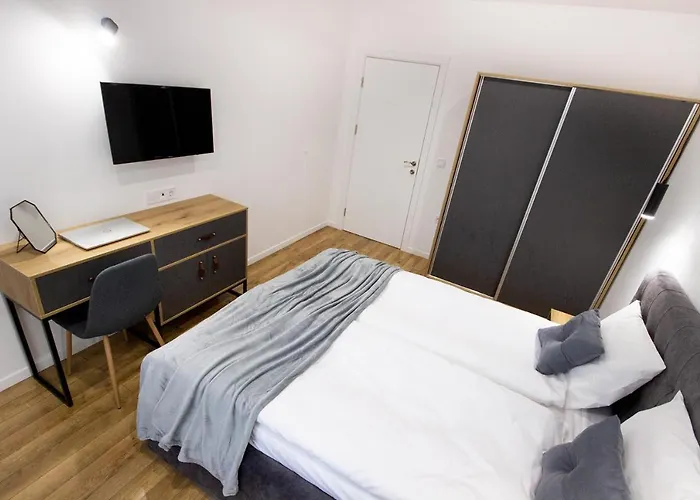 Eliya By Rv - Free Garage Apartment Varna