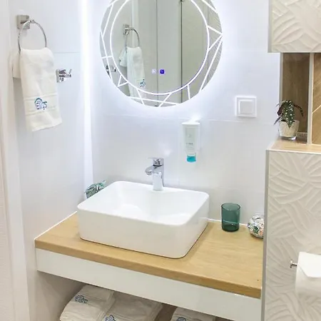 Apartament Eliya By Rv - Free Garage *